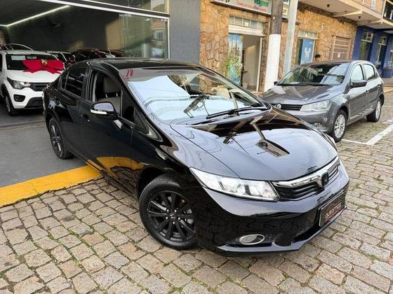 HONDA CIVIC 2.0 LXR 16V FLEX 4P AUTOMÁTICO HONDA CIVIC 2.0 LXR 16V FLEX 4P AUTOMÁTICO